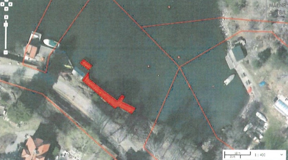 Kommun får rätt om servitut men måste själv riva brygga