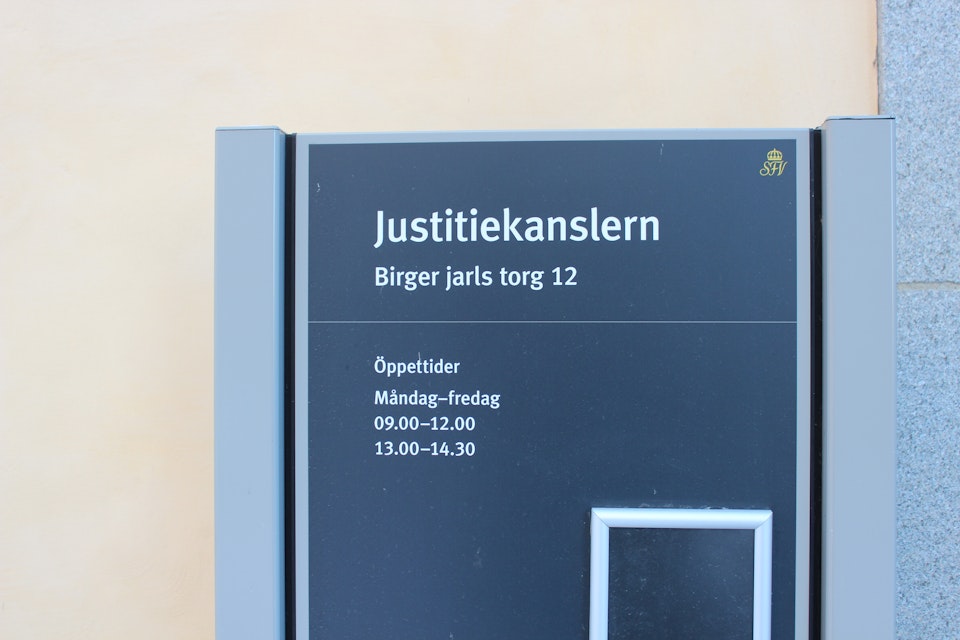 Ris och ros i JK:s granskning av snabbförfarande i brottmål för unga