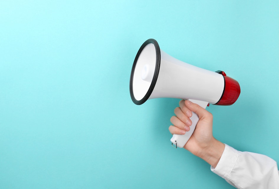 Akademiker döms för förtal efter relation med handledare