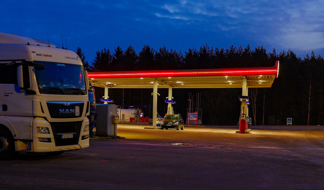 Nekas ekonomiskt skadestånd efter återtagen uppsägning