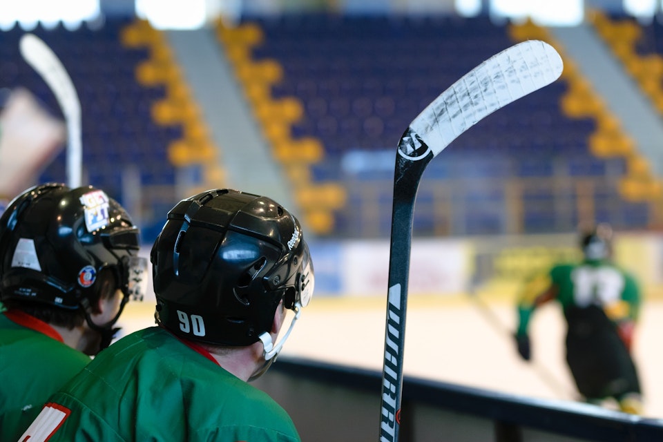 Sponsor bunden av miljonavtal med hockeylag