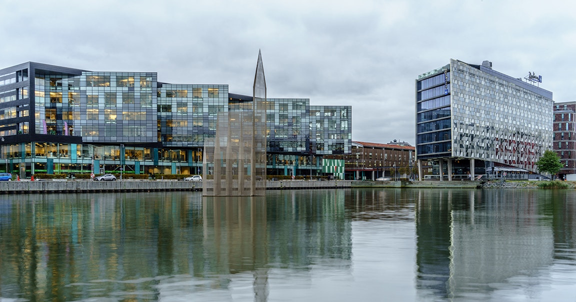 28 miljoner i ersättning