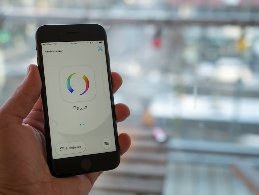 Kärlekskrank man föll offer för grovt bedrägeri