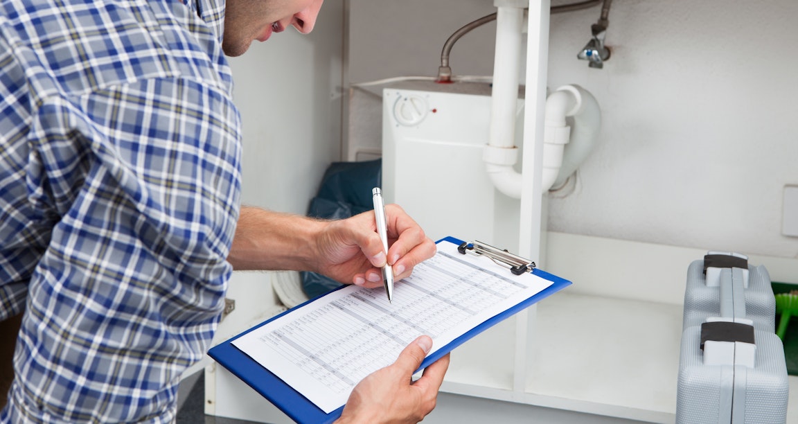 Oklart om material ingick i installation av värmepump