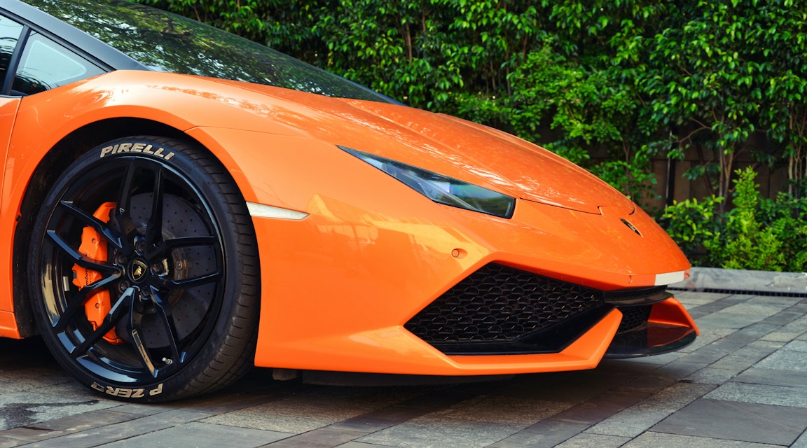 Fiffel med mätaren gav 30 procent tillbaka för en Lamborghini. Bilen på bilden är en annan bil än den som är aktuell i målet. Foto: Unsplash. 