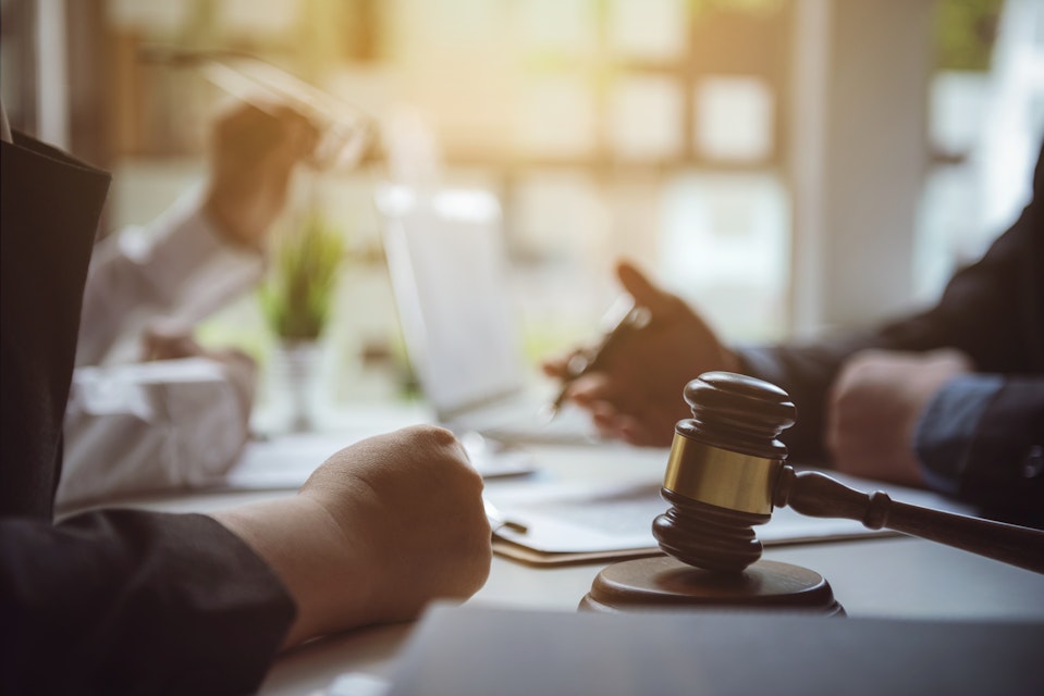 Förhörsteknik för processande civiljurister