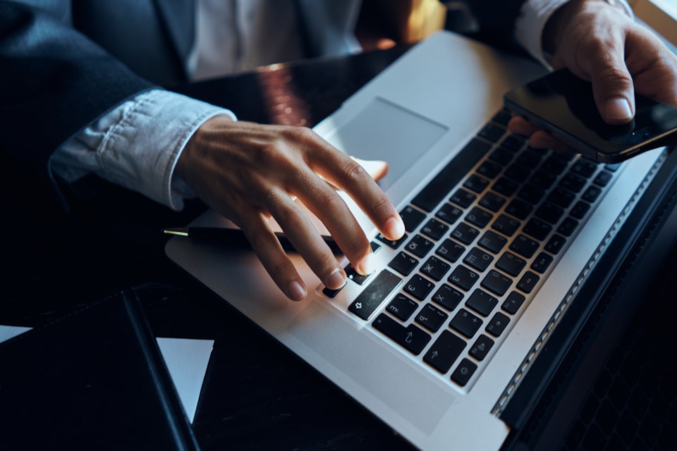 Man döms till fängelse för att ha utpressat sexköpare