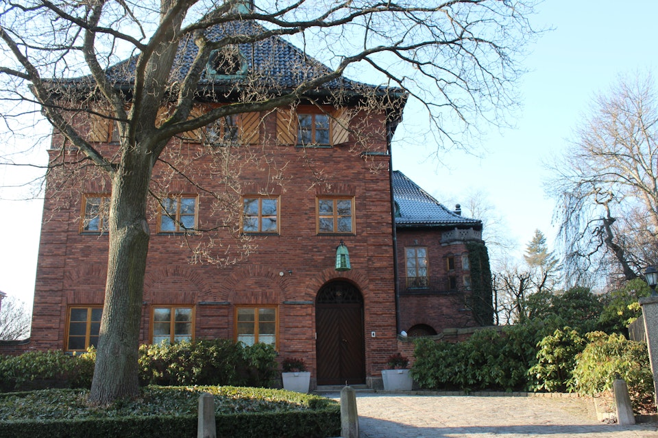 Advokat prickas efter nyanställning – högtalartelefon skapade jäv