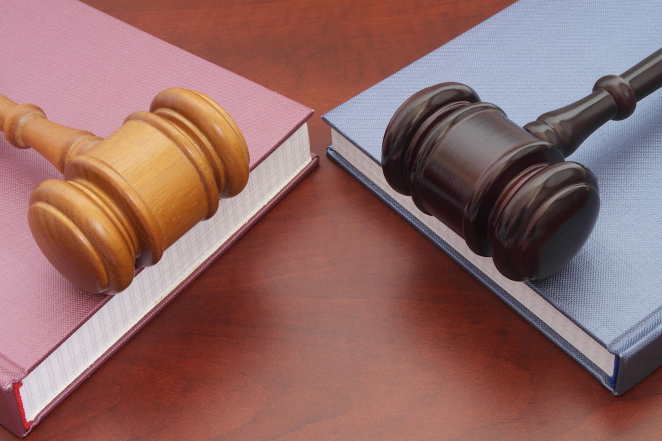 Förhörsteknik och processuella strategier för familjerättare